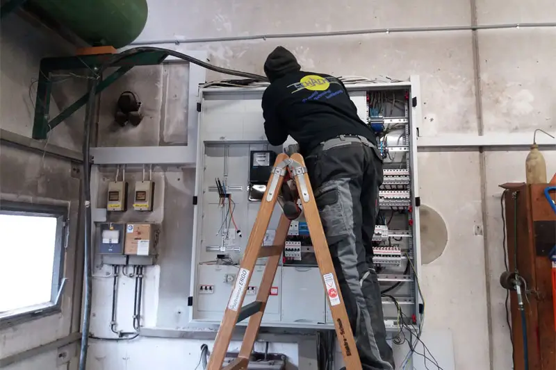 Schach Elektroanlagen GmbH